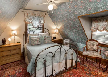 Cedar Crest Inn hotel thumbnail 6