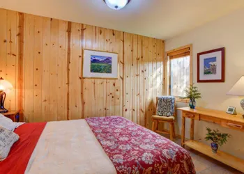 Moss Mountain Inn hotel thumbnail 5