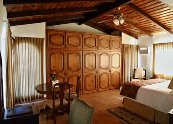 Rancho El Parral hotel thumbnail 3