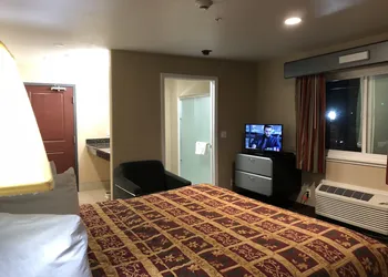 Casa Royal Inn hotel thumbnail 6