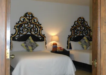 Hosting House Express hotel thumbnail 8