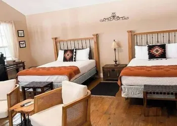 The Salado Inn Kolb Suite hotel thumbnail 5