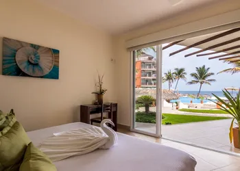 Vivo Resorts hotel thumbnail 6