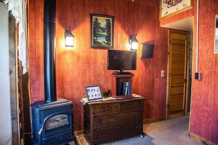 Eagle's Nest Lodge hotel detail image 2