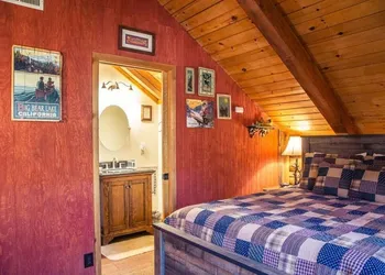 Eagle's Nest Lodge hotel thumbnail 5