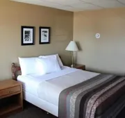 Lakeshor Motor Inn hotel detail image 5
