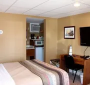 Lakeshor Motor Inn hotel detail image 7