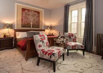 Gothic Eves Inn and Spa Bed and Breakfast hotel thumbnail 5