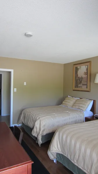 Village Inn & Suites hotel detail image 2
