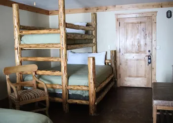 TroutHunter hotel thumbnail 3