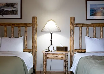 TroutHunter hotel thumbnail 7