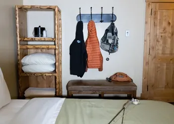 TroutHunter hotel thumbnail 8