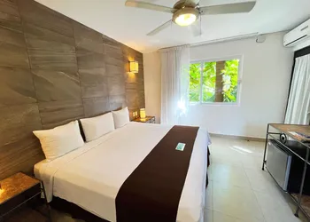Tukan Hotel Playa del Carmen hotel thumbnail 6