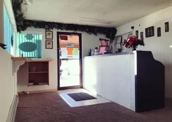 Golden Arrow Motel hotel thumbnail 2