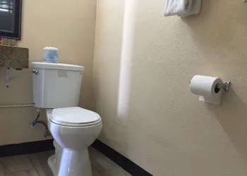Ace Budget Motel hotel thumbnail 8