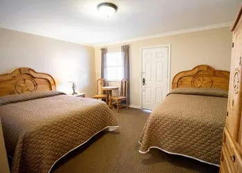 Country Inn & Cottages hotel thumbnail 4