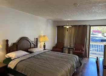 Lemon Inn hotel thumbnail 3