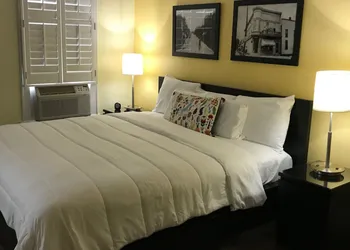 The Sherman Inn hotel thumbnail 6