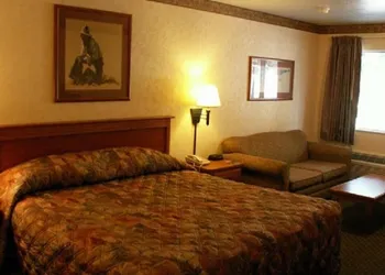 White River Inn hotel thumbnail 3