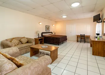 Hotel Sntenario hotel thumbnail 6