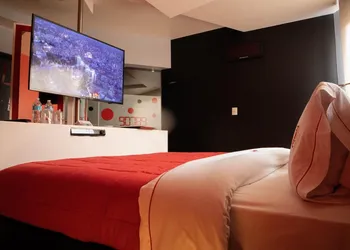 Love Hotel Kron hotel thumbnail 7