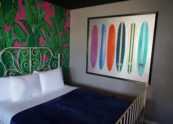 Huntington Surf Inn hotel thumbnail 7