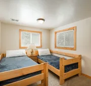 Ponderosa Lodge hotel detail image 4