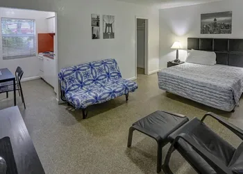 Green Seas Motel hotel thumbnail 7