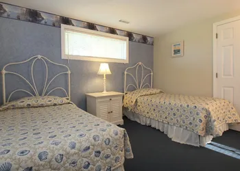 Colonial Acres Resort hotel thumbnail 6