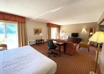 Kiteville Owego hotel thumbnail 4