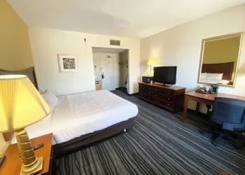 Kiteville Owego hotel thumbnail 5