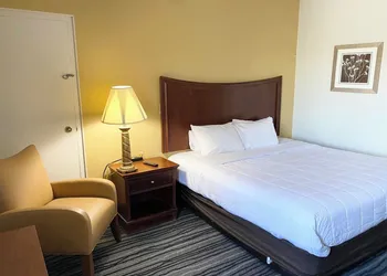 Kiteville Owego hotel thumbnail 6
