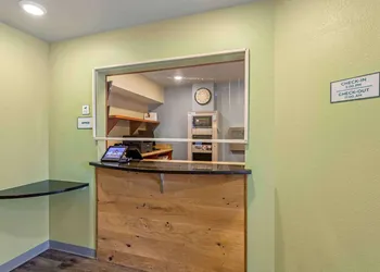 Extended Stay America Select Suites - Cleveland - Mentor hotel thumbnail 4