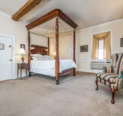 Wayside Inn hotel detail image 5