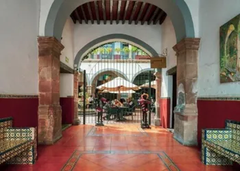 Hotel Hidalgo hotel thumbnail 2