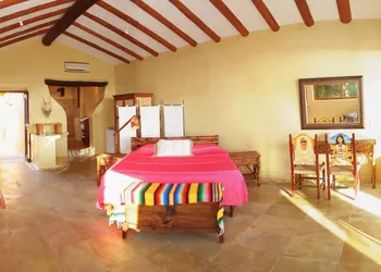 Casa Kau-Kan hotel thumbnail 2
