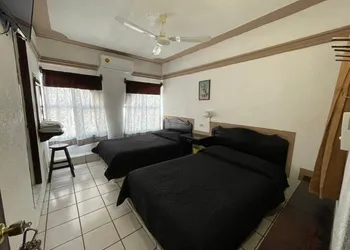Hotel Moreno hotel thumbnail 6