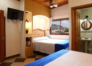 Mesón de Juan Valle hotel thumbnail 4