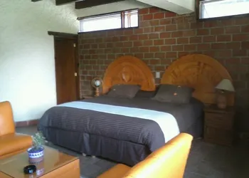Hotel Suites en la montaña hotel thumbnail 3