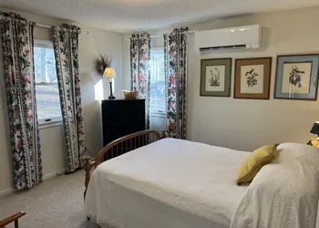 High Tide Inn hotel thumbnail 8
