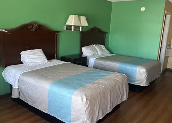 American Inn hotel thumbnail 6