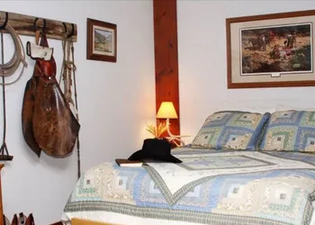 Wilson Ranches Retreat hotel thumbnail 8