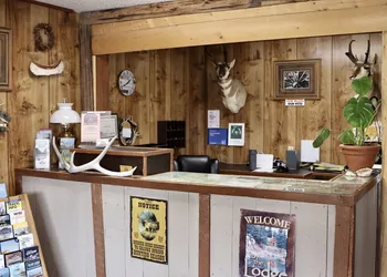 Rocky Mountain Lodge hotel thumbnail 2