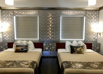 Lake View Suites hotel thumbnail 3