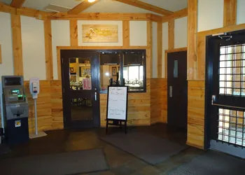 River Inn hotel thumbnail 2
