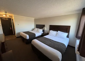 River Inn hotel thumbnail 4