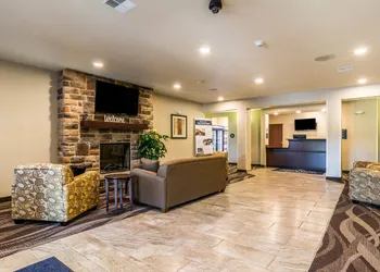 Cobblestone Hotel & Suites - Greenville hotel thumbnail 2