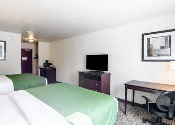 Cobblestone Hotel & Suites - Greenville hotel thumbnail 3