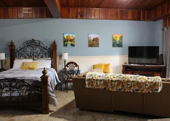 Live Oak B&B hotel thumbnail 7