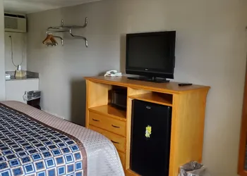 Budget Inn Express Douglas hotel thumbnail 8